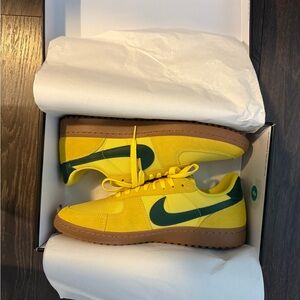 Nike Field General Chrome Yellow Fir